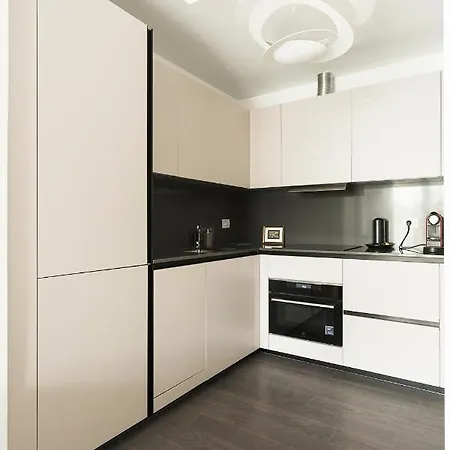 Easytopstay - Stylish Flat With Garden * Rome